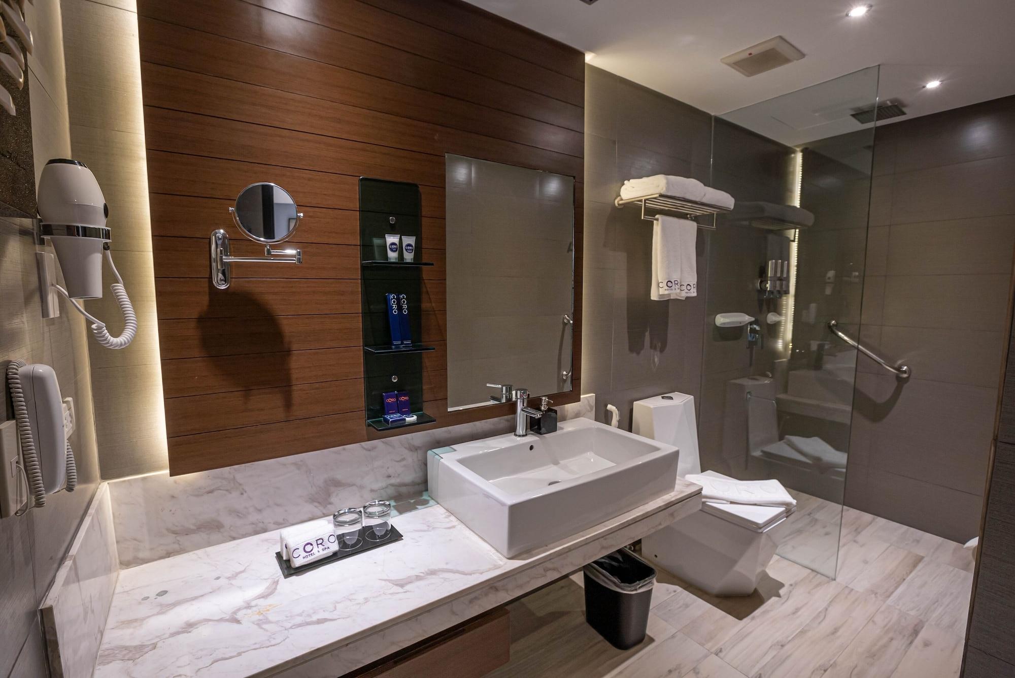 Coro Hotel Makati City Екстер'єр фото