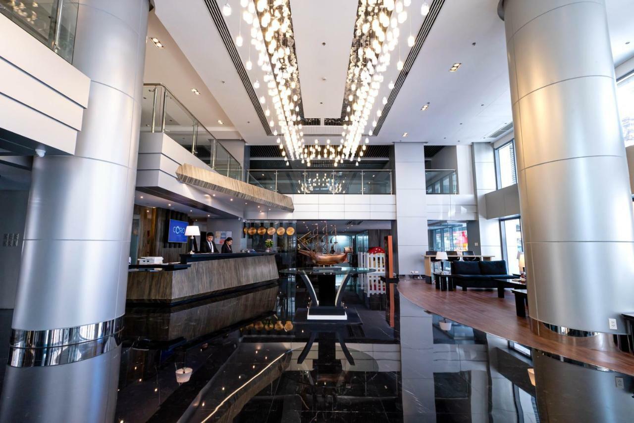 Coro Hotel Makati City Екстер'єр фото